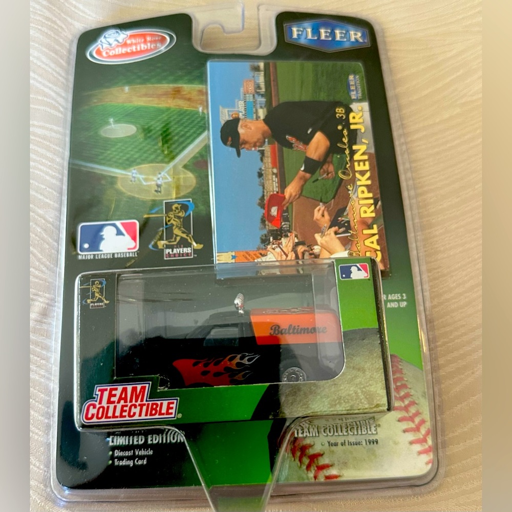 1999 Fleer Tradition Cal Ripken Jr limited edition team collectible truck&card